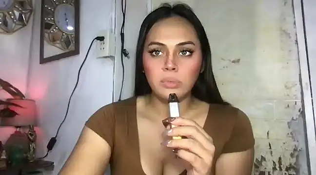 Snapshot of _MissKhimberlyXxx_ chatting on February 4, 2025, 4:29 pm MissKhimberlyXxx online show from February 4, 2025, 4:29 pm