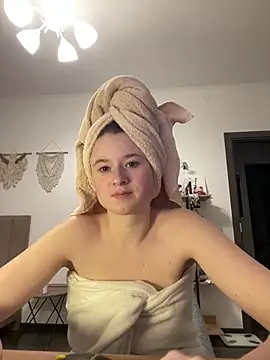 sweetest pie online show from December 10, 2024, 10:47 pm