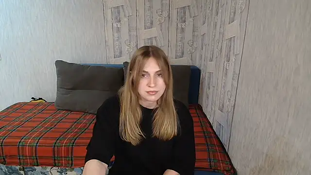 Pilly green  online show from April 12, 2026, 6:51 am