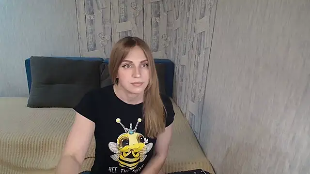 Snapshot of Pilly_green_ chatting on May 19, 2026, 7:37 am Pilly green online show from May 19, 2026, 7:37 am