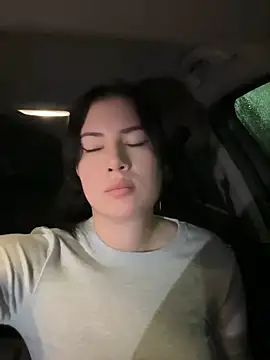 clairewntr online show from January 9, 2025, 11:02 pm