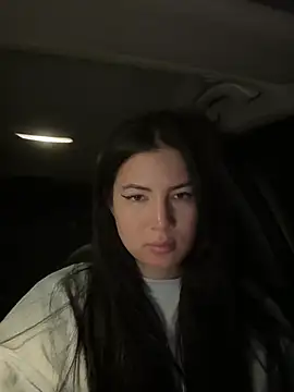 clairewntr online show from March 6, 2025, 10:58 pm