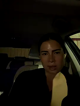 clairewntr online show from October 13, 2025, 9:26 pm