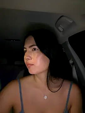 clairewntr online show from October 24, 2025, 7:21 pm