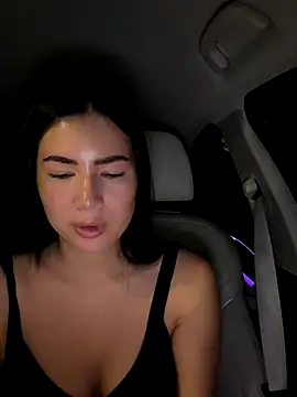 clairewntr online show from December 17, 2025, 6:25 pm