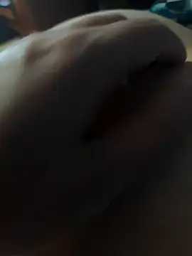 Snapshot of LovlyAnnie chatting on October 25, 2025, 7:49 am LovlyAnnie online show from October 25, 2025, 7:49 am