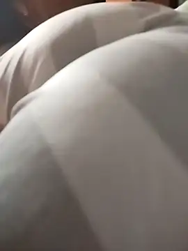 Snapshot of LovlyAnnie chatting on November 22, 2025, 6:56 am LovlyAnnie online show from November 22, 2025, 6:56 am