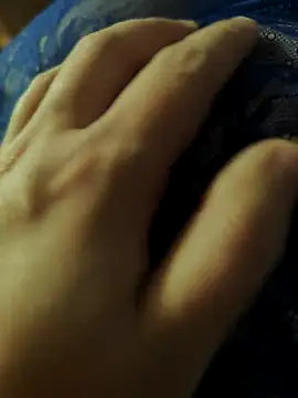 Snapshot of LovlyAnnie chatting on December 19, 2025, 6:09 am LovlyAnnie online show from December 19, 2025, 6:09 am