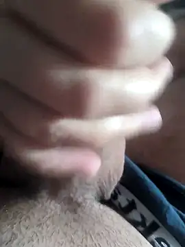 Snapshot of LovlyAnnie chatting on February 22, 2026, 7:51 am LovlyAnnie online show from February 22, 2026, 7:51 am