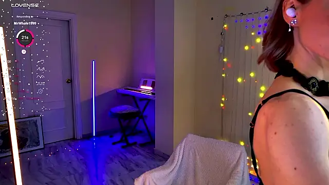 Snapshot of Arielle__03 chatting on February 14, 2026, 2:19 am Arielle 03 online show from February 14, 2026, 2:19 am