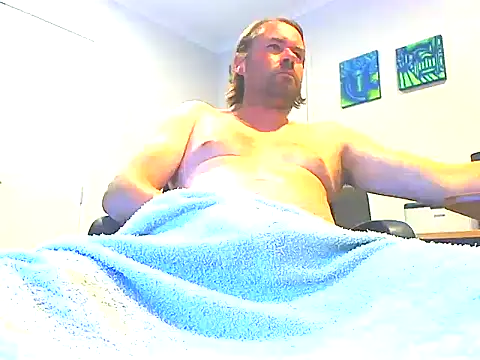 megaboy411 online show from February 28, 2025, 3:26 am