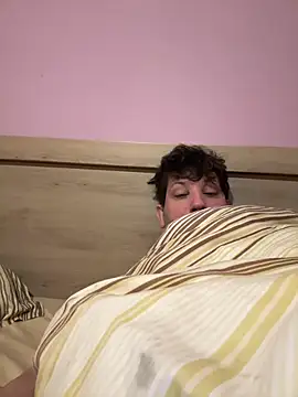 Taxidriver1988 online show from February 3, 2025, 4:46 am