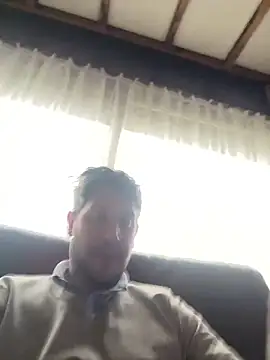 Taxidriver1988 online show from February 5, 2025, 9:46 am