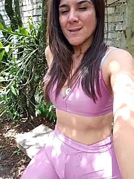 Snapshot of Yuky_ta chatting on February 28, 2025, 5:48 pm Yuky ta online show from February 28, 2025, 5:48 pm