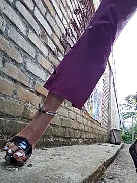 Snapshot of Yuky_ta chatting on September 24, 2025, 12:19 pm Yuky ta online show from September 24, 2025, 12:19 pm