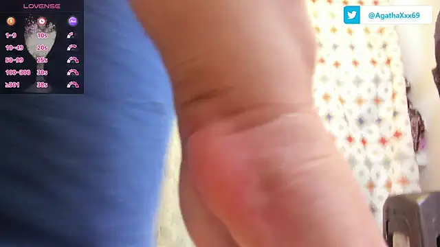 agathaxxx-69 online show from February 9, 2025, 6:22 am