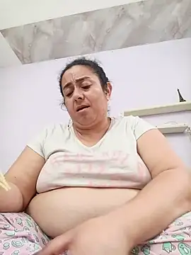 agathaxxx-69 online show from February 20, 2026, 3:01 pm