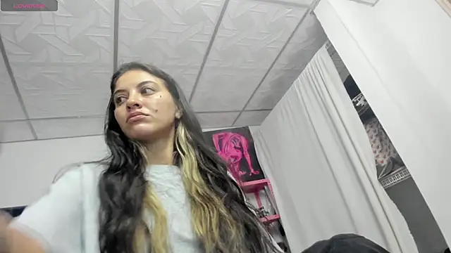 mariecam420 online show from February 14, 2026, 2:03 pm