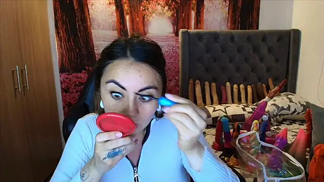 Snapshot of sofia23dirty chatting on November 11, 2025, 10:21 pm sofia23dirty online show from November 11, 2025, 10:21 pm