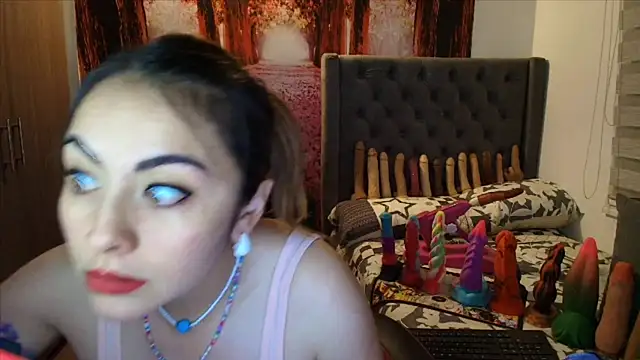 Snapshot of sofia23dirty chatting on February 23, 2026, 10:51 pm sofia23dirty online show from February 23, 2026, 10:51 pm