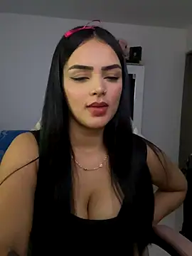 anniehart online show from November 9, 2025, 2:21 am