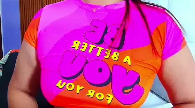 Snapshot of IrresistibleMilf chatting on February 7, 2025, 4:03 pm IrresistibleMilf online show from February 7, 2025, 4:03 pm