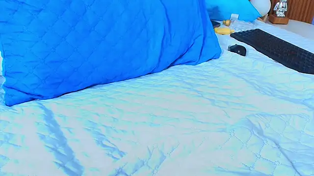 Snapshot of IrresistibleMilf chatting on February 28, 2025, 1:03 pm IrresistibleMilf online show from February 28, 2025, 1:03 pm