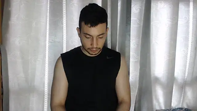 Armando 2002 online show from February 25, 2025, 3:49 pm