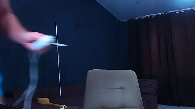 muscularjohnforuX online show from September 22, 2025, 8:27 am