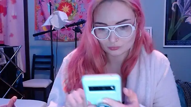 JenniferGwen online show from February 6, 2025, 4:31 am