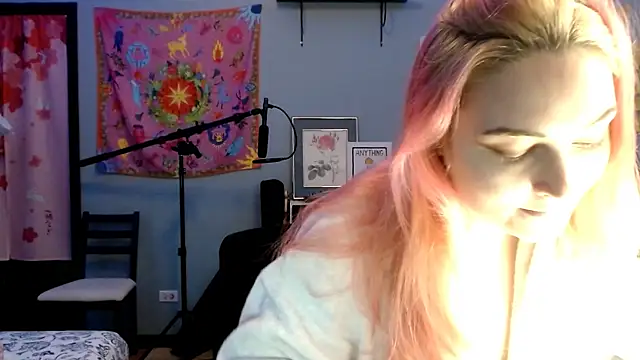 JenniferGwen online show from February 13, 2025, 9:27 pm