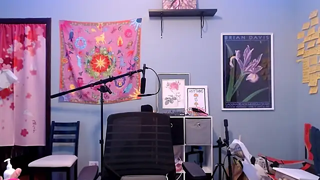 JenniferGwen online show from February 14, 2025, 8:26 pm