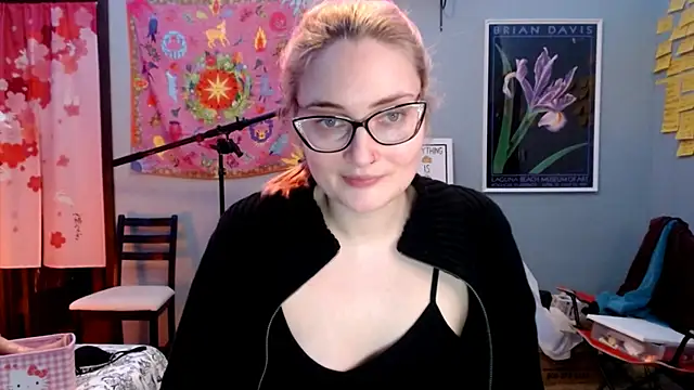 JenniferGwen online show from February 19, 2025, 1:08 am