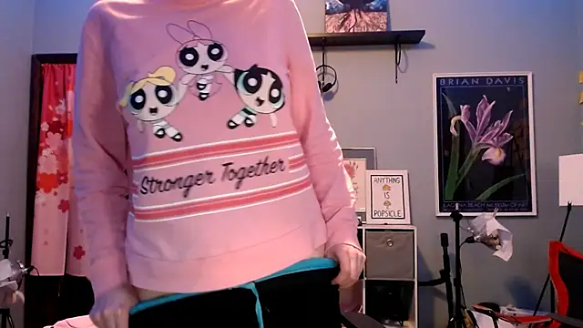 JenniferGwen online show from March 5, 2025, 1:21 am