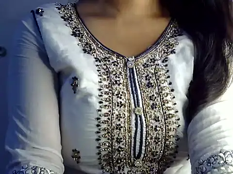 SiaraSiyA online show from November 2, 2025, 6:21 pm