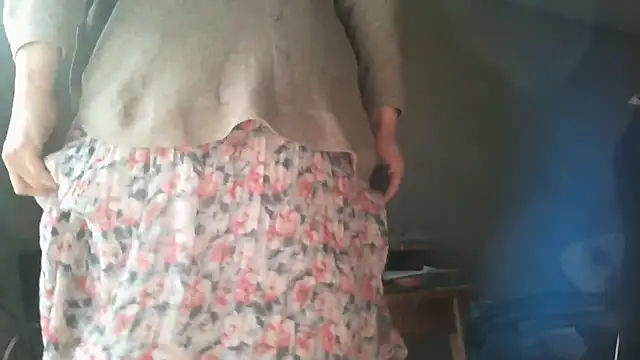 Sandra Potiche online show from April 13, 2026, 3:28 pm