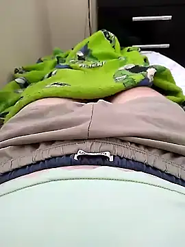 Snapshot of shiiank chatting on April 12, 2026, 4:45 pm shiiank online show from April 12, 2026, 4:45 pm