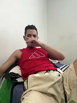 Snapshot of steven_clain chatting on February 11, 2026, 9:53 pm steven clain online show from February 11, 2026, 9:53 pm