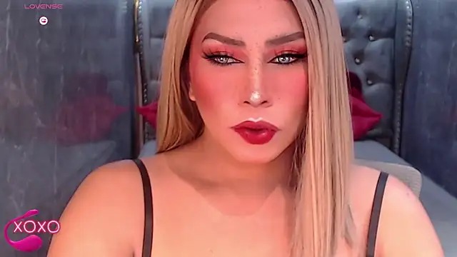 QUEEN GIAMOORE69 online show from September 28, 2025, 6:57 pm