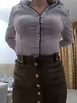 Snapshot of baby_sweet_girl_ chatting on February 3, 2025, 2:14 am baby sweet girl  online show from February 3, 2025, 2:14 am