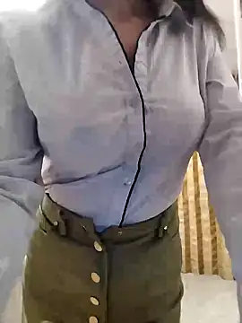 Snapshot of baby_sweet_girl_ chatting on February 16, 2025, 9:27 pm baby sweet girl  online show from February 16, 2025, 9:27 pm