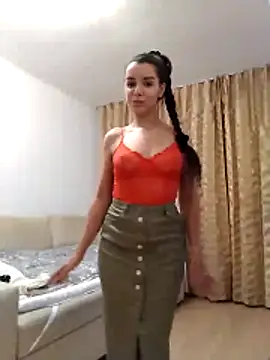 baby sweet girl  online show from May 21, 2026, 8:16 pm