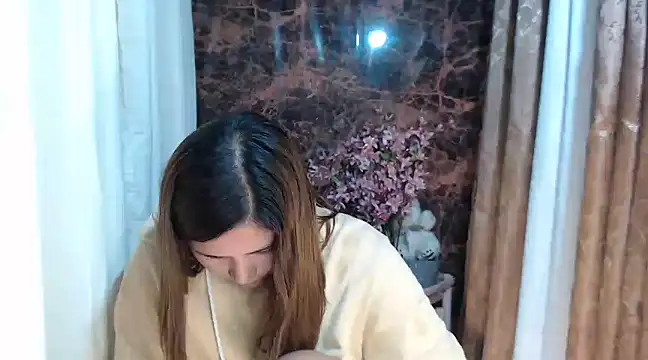 MS Isabella Snow92 online show from February 28, 2025, 2:09 am