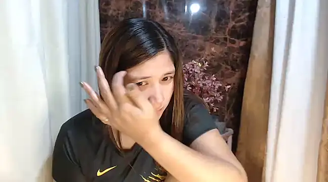 MS Isabella Snow92 online show from February 28, 2025, 10:17 pm