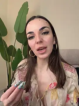 Snapshot of Bad_Giorgia chatting on March 18, 2026, 10:40 am Bad Giorgia online show from March 18, 2026, 10:40 am