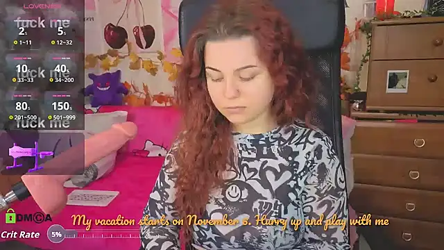 StellaMilla online show from November 5, 2025, 2:33 am