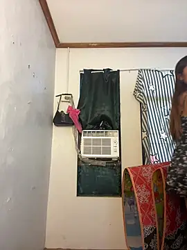 princessjadexx online show from April 8, 2026, 7:41 am