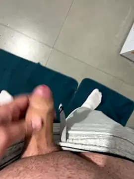 Vld121 online show from November 2, 2025, 8:11 pm