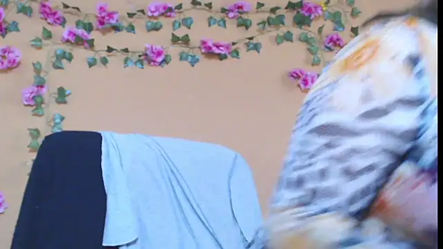 Hellensextits online show from December 22, 2024, 2:49 pm