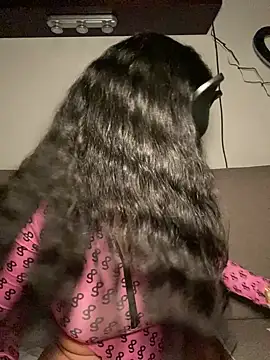 Snapshot of nenalayla chatting on December 20, 2024, 7:28 pm nenalayla online show from December 20, 2024, 7:28 pm